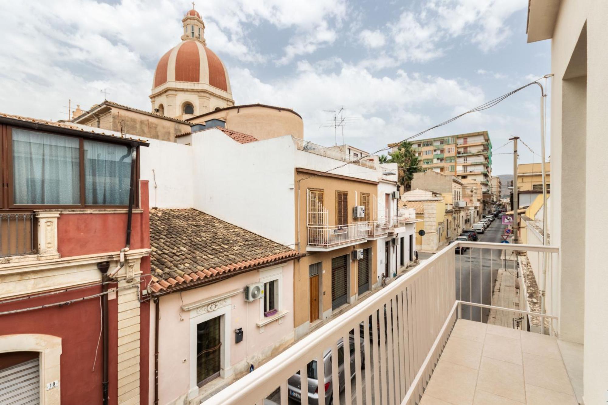 Dimo Luxury Apartment 2 Avola Exterior foto